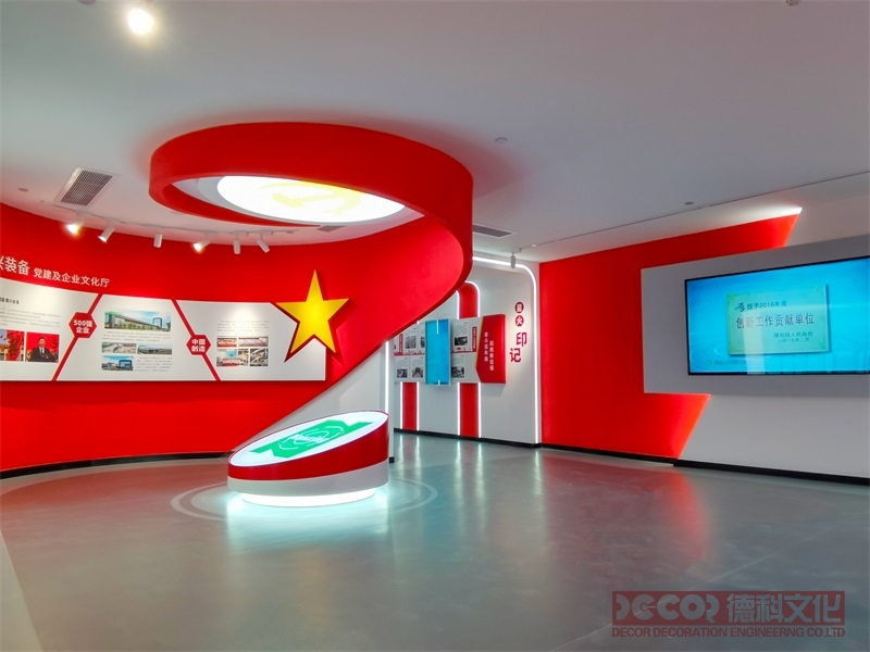 革命遺址紅色展館設(shè)計中如何平衡歷史保護和展示的需求？